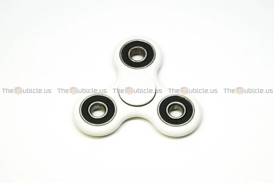 Fidget Tri-Spinner I (Ceramic Bearings) - Image 4